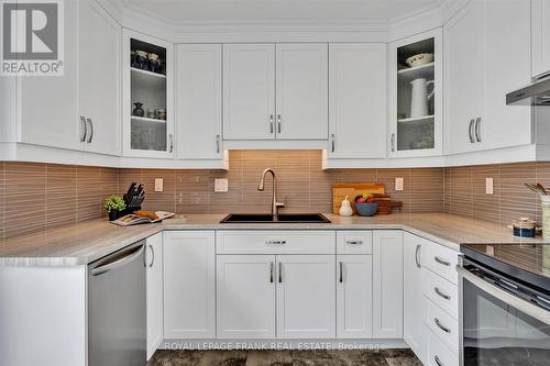 2114 Easthill Drive, Peterborough (Ashburnham Ward 4), ON - Indoor Photo Showing Kitchen