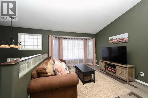 2814 45 Avenue, Athabasca, AB - Indoor Photo Showing Other Room