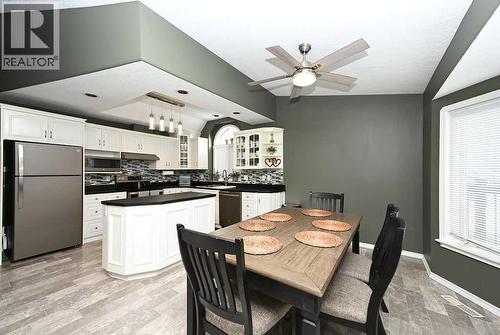 2814 45 Avenue, Athabasca, AB - Indoor Photo Showing Dining Room