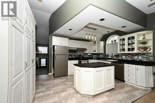 2814 45 Avenue, Athabasca, AB - Indoor Photo Showing Kitchen