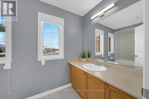 13 Summitridge Court, Brampton, ON - Indoor Photo Showing Bathroom