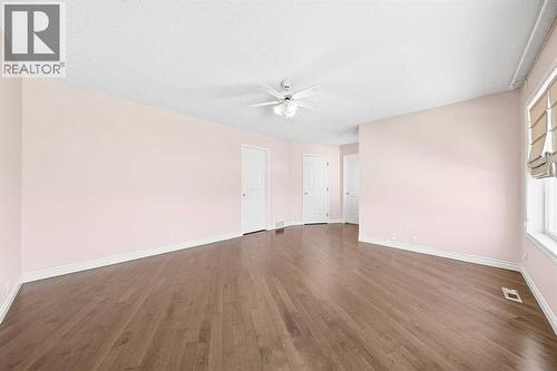15209 Prestwick Boulevard Se, Calgary, AB - Indoor Photo Showing Other Room