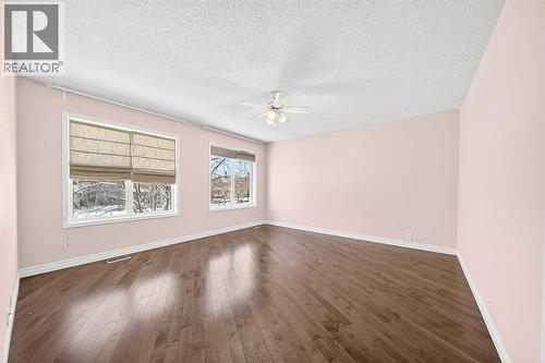 15209 Prestwick Boulevard Se, Calgary, AB - Indoor Photo Showing Other Room