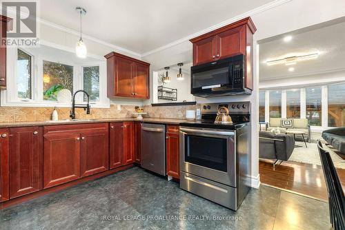 97 Roseland Drive, Quinte West (Murray Ward), ON - Indoor Photo Showing Kitchen