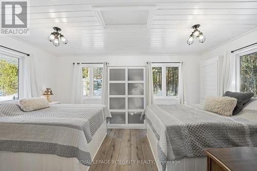 29 O4 Road, Rideau Lakes, ON - Indoor Photo Showing Bedroom