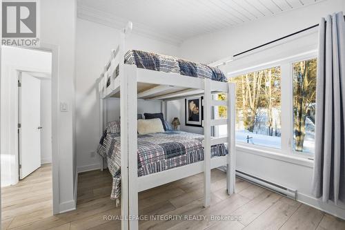 29 O4 Road, Rideau Lakes, ON - Indoor Photo Showing Bedroom