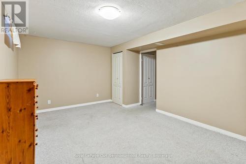 815 Buttonbush Court, Oshawa (Pinecrest), ON - Indoor Photo Showing Other Room