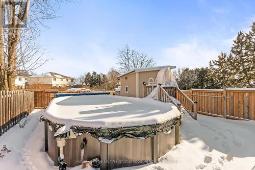 815 Buttonbush Court, Oshawa (Pinecrest), ON - Outdoor