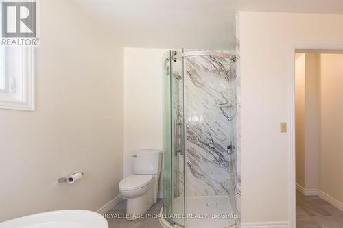 37 Dungannon Drive, Belleville (Belleville Ward), ON - Indoor Photo Showing Bathroom