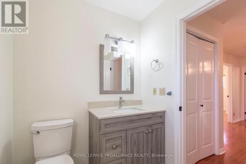 37 Dungannon Drive, Belleville (Belleville Ward), ON - Indoor Photo Showing Bathroom