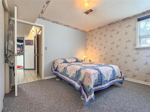 560 Douglas Street, Brandon, MB - Indoor Photo Showing Bedroom