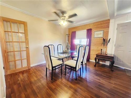 103080 Pth 5 Highway, Riding Mountain, MB - Indoor Photo Showing Dining Room