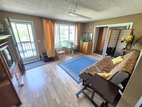 103080 Pth 5 Highway, Riding Mountain, MB - Indoor Photo Showing Other Room