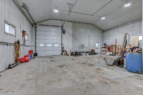Entrepôt - 6775Z Route Sir-Wilfrid-Laurier, Mirabel, QC - Indoor Photo Showing Garage