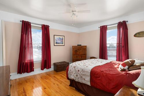 Chambre à coucher principale - 3 Rue Bridge, Ormstown, QC - Indoor Photo Showing Bedroom