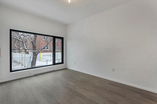 Chambre à coucher principale - 116-585 Av. Glengarry, Mont-Royal, QC - Indoor Photo Showing Other Room