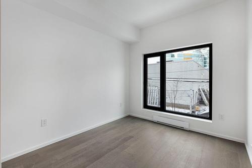 Chambre à coucher - 116-585 Av. Glengarry, Mont-Royal, QC - Indoor Photo Showing Other Room