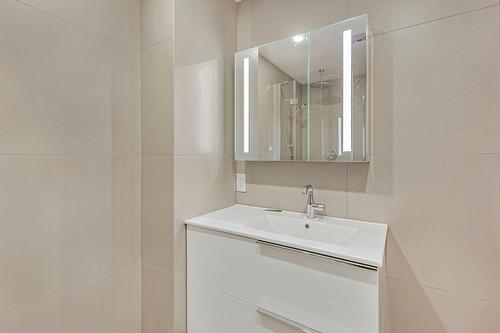 Salle de bains - 116-585 Av. Glengarry, Mont-Royal, QC - Indoor Photo Showing Bathroom