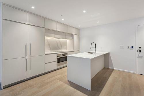 Cuisine - 116-585 Av. Glengarry, Mont-Royal, QC - Indoor Photo Showing Kitchen