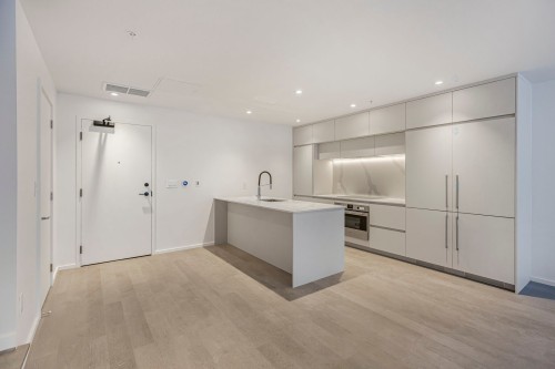 Cuisine - 118-585 Av. Glengarry, Mont-Royal, QC - Indoor