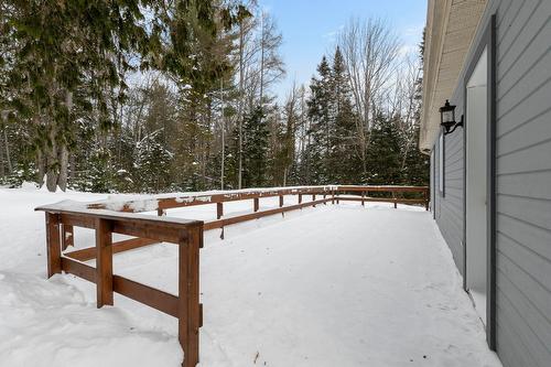 Balcon - 159 Ch. Scott, Gore, QC - Outdoor