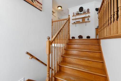 Hall d'entrée/Vestibule - 159 Ch. Scott, Gore, QC - Indoor Photo Showing Other Room