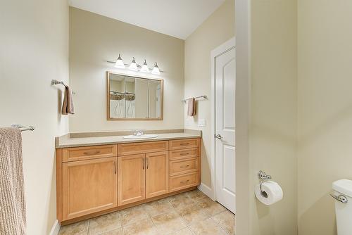 135-4035 Gellatly Road, West Kelowna, BC - Indoor Photo Showing Bathroom