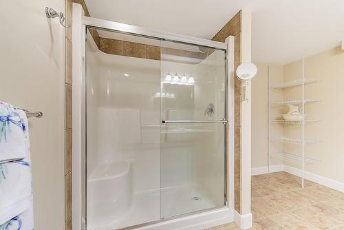 135-4035 Gellatly Road, West Kelowna, BC - Indoor Photo Showing Bathroom