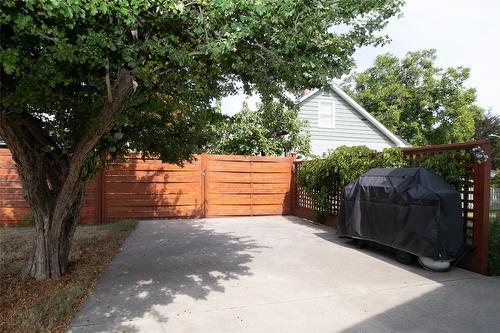 1408 Graham Street, Kelowna, BC - Outdoor