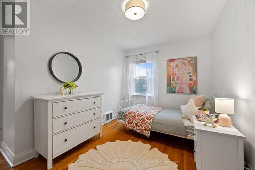 54 Thursfield Crescent, Toronto, ON - Indoor Photo Showing Bedroom