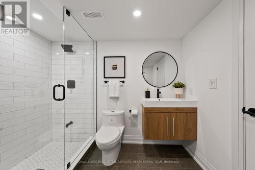 54 Thursfield Crescent, Toronto, ON - Indoor Photo Showing Bathroom