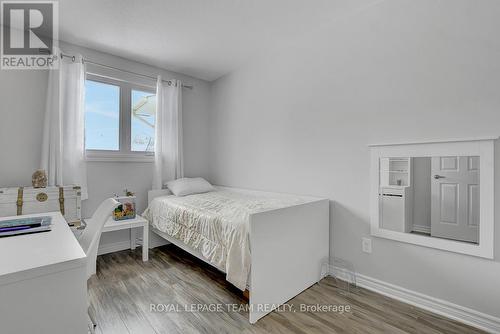 36 - 6424 Timothy Court, Ottawa, ON - Indoor Photo Showing Bedroom