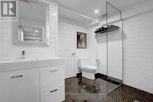 36 - 6424 Timothy Court, Ottawa, ON - Indoor Photo Showing Bathroom