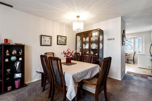 7 191 Hamilton Avenue, Winnipeg, MB - Indoor Photo Showing Dining Room