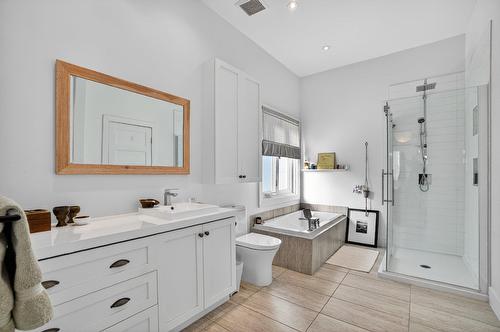 Salle de bains - 276 Av. St-Louis, Pointe-Claire, QC - Indoor Photo Showing Bathroom