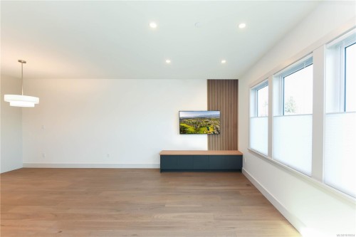 695 Westminster Blvd, Courtenay, BC - Indoor Photo Showing Other Room