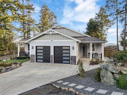 2407 Mountain Heights Dr  Sooke, BC V9Z 0L4