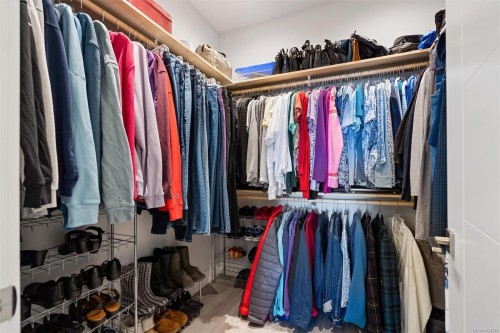 2407 Mountain Heights Dr, Sooke, BC 