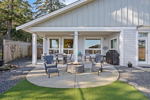 2407 Mountain Heights Dr, Sooke, BC 