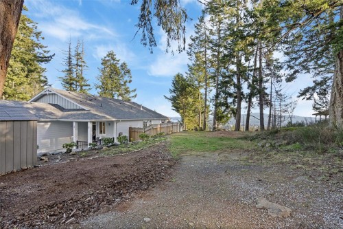 2407 Mountain Heights Dr, Sooke, BC 