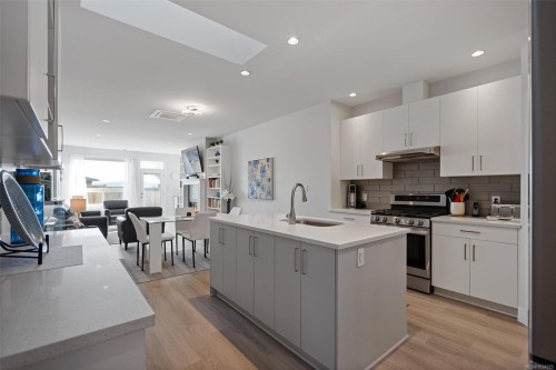 2407 Mountain Heights Dr, Sooke, BC 