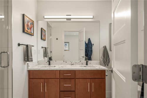 107-2899 River Rd, Chemainus, BC 