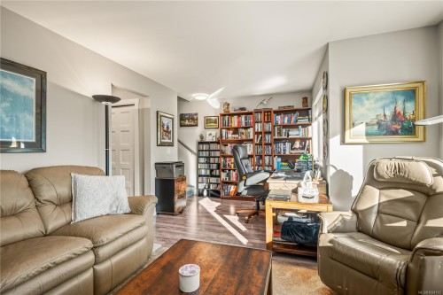 107-2899 River Rd, Chemainus, BC 