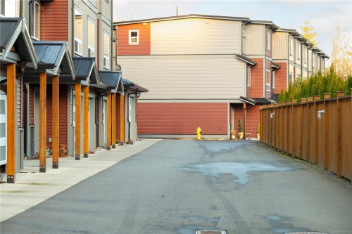 107-2899 River Rd, Chemainus, BC 