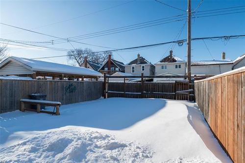 506 Simcoe St, Winnipeg, MB 