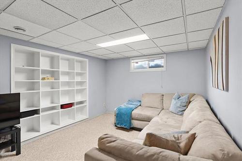 4 Teakwood Ave, Winnipeg, MB 