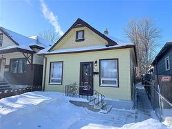 530 Simcoe ST  Winnipeg, MB R3G 1W5