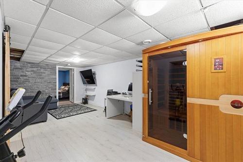 1067 Baudoux Pl, Winnipeg, MB 