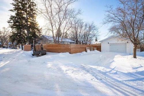 1067 Baudoux Pl, Winnipeg, MB 