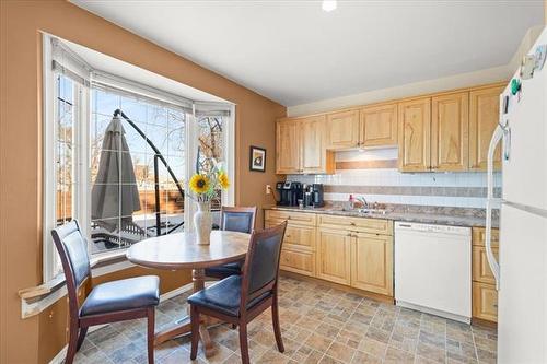 1067 Baudoux Pl, Winnipeg, MB 